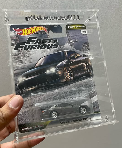 Slim acrylic card case for carded Hot Wheels